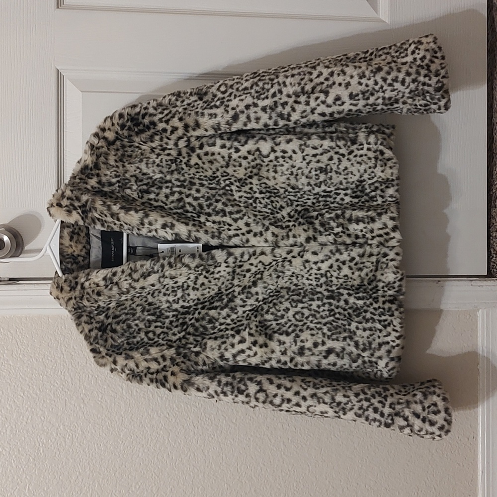 Banana Republic Faux Fur leopard print Jacket.